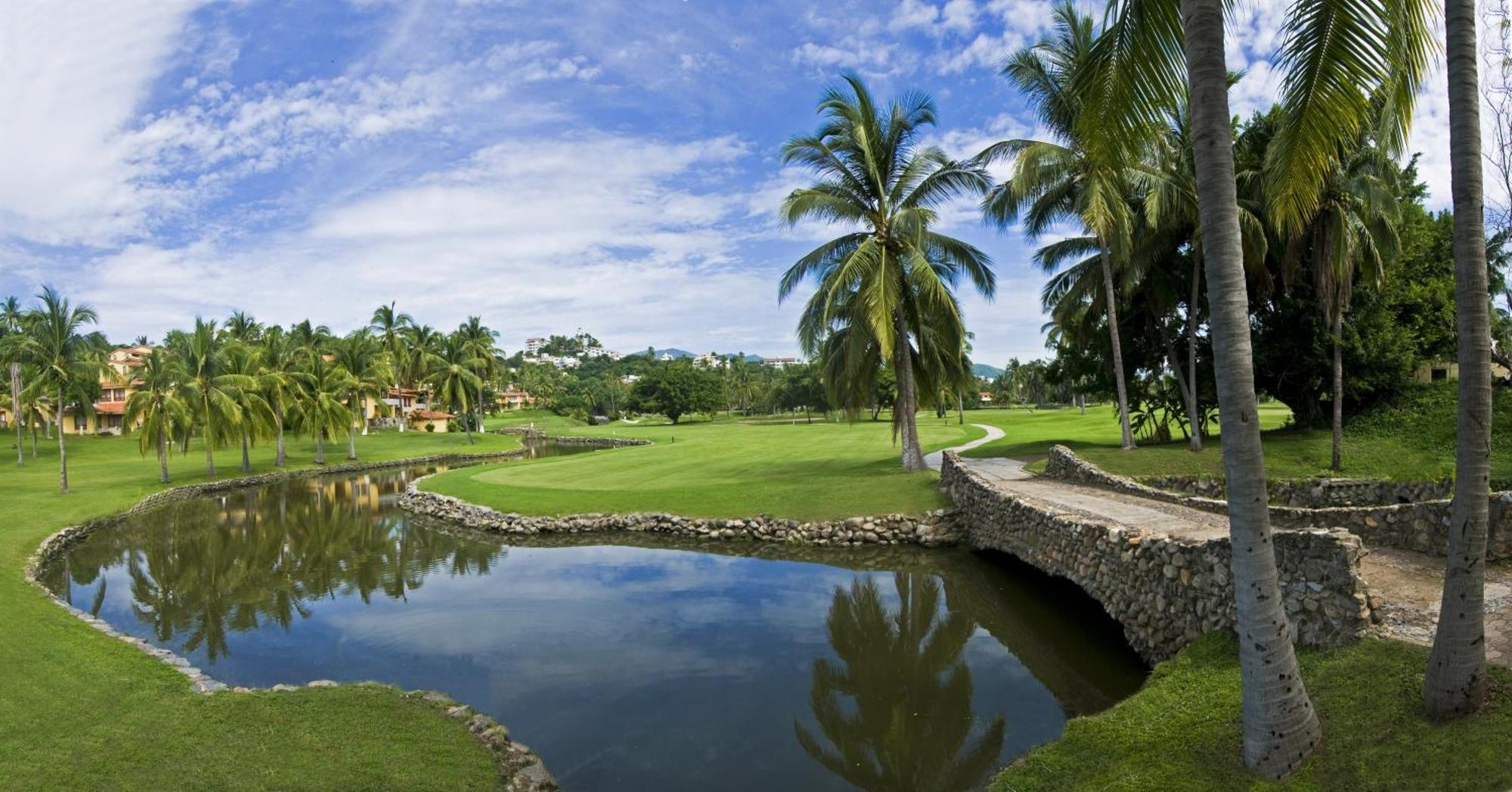 Las Hadas By Brisas Manzanillo Exterior photo Golf course at the Royal Malaysian Police Officers' Club
