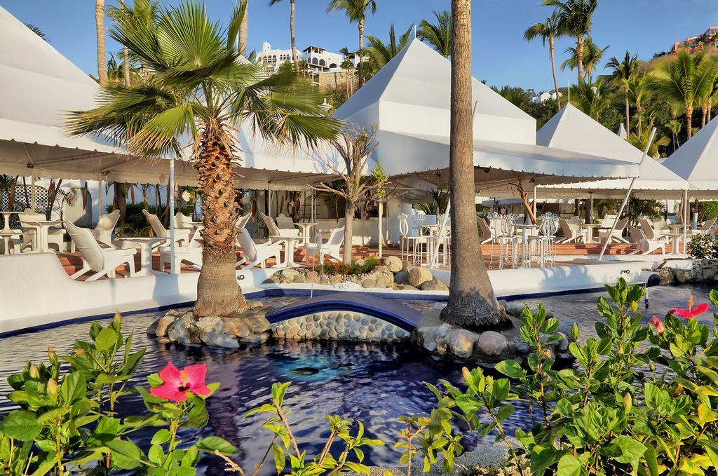 Las Hadas By Brisas Manzanillo Exterior photo The pool at the Hard Rock Hotel
