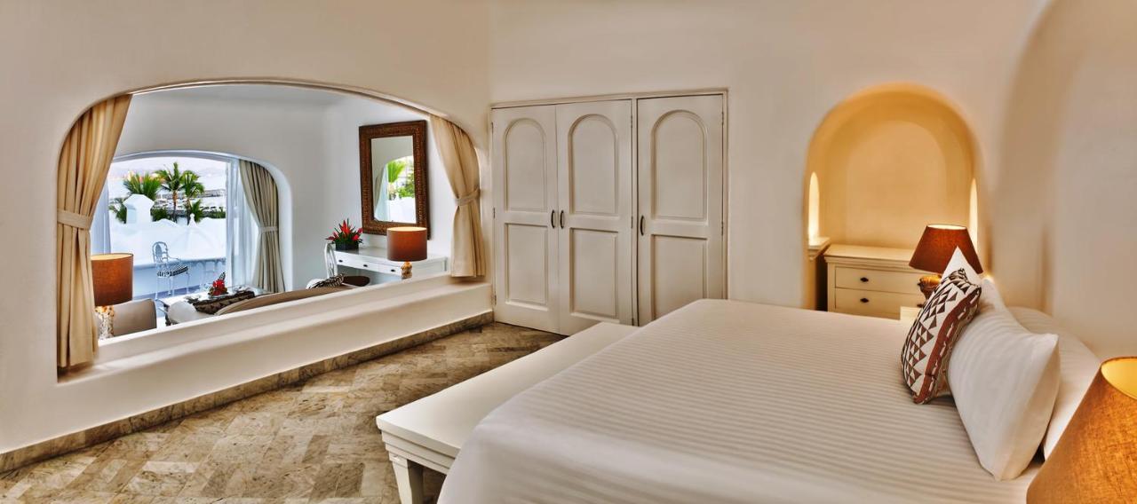 Las Hadas By Brisas Manzanillo Exterior photo A bedroom at the resort