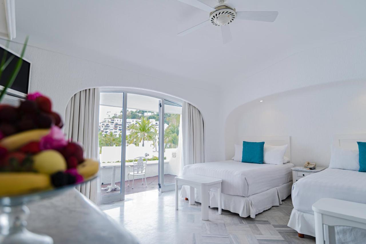 Las Hadas By Brisas Manzanillo Exterior photo A room at the hotel